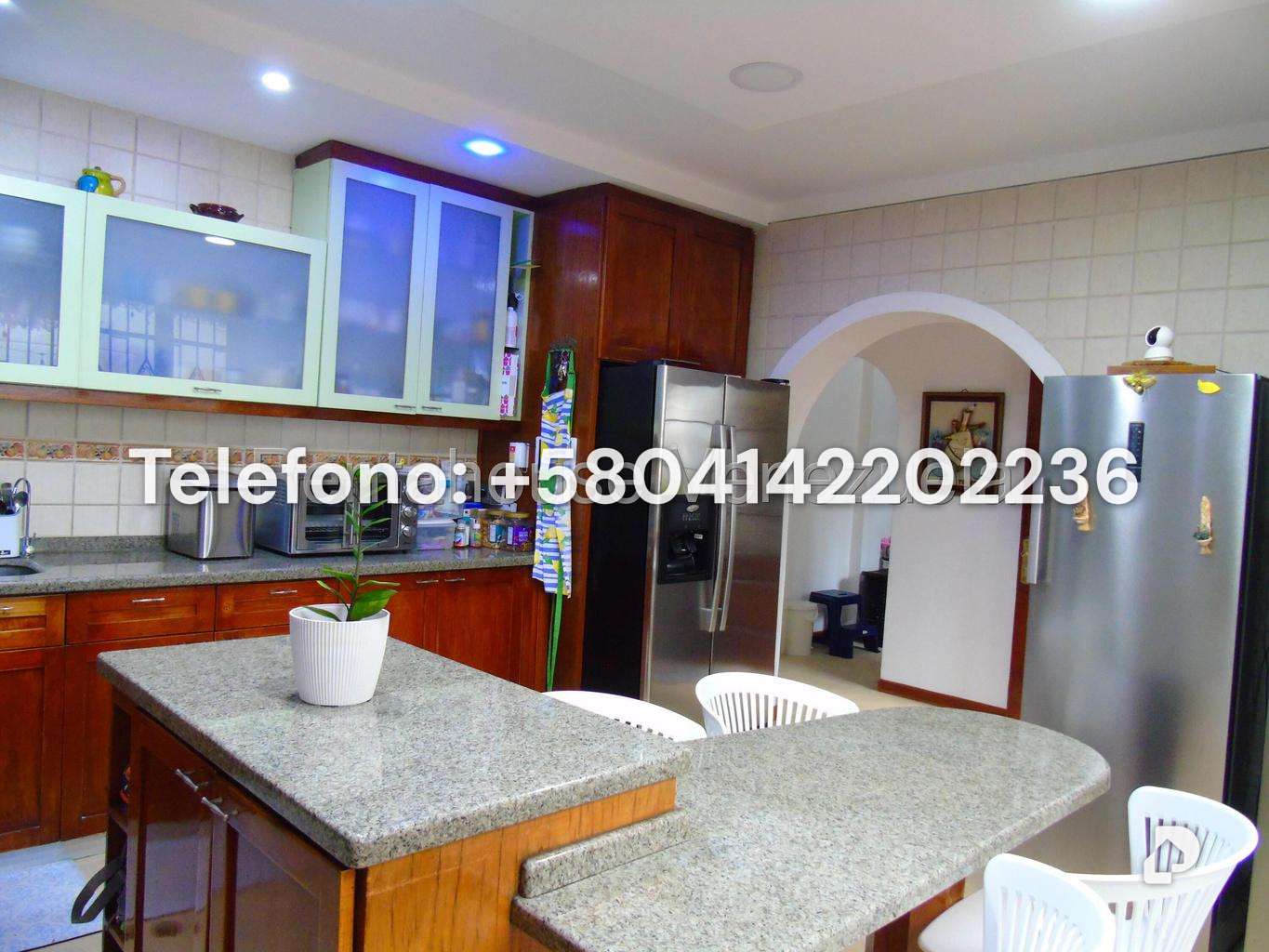 Casa en Altamira, Caracas – 35