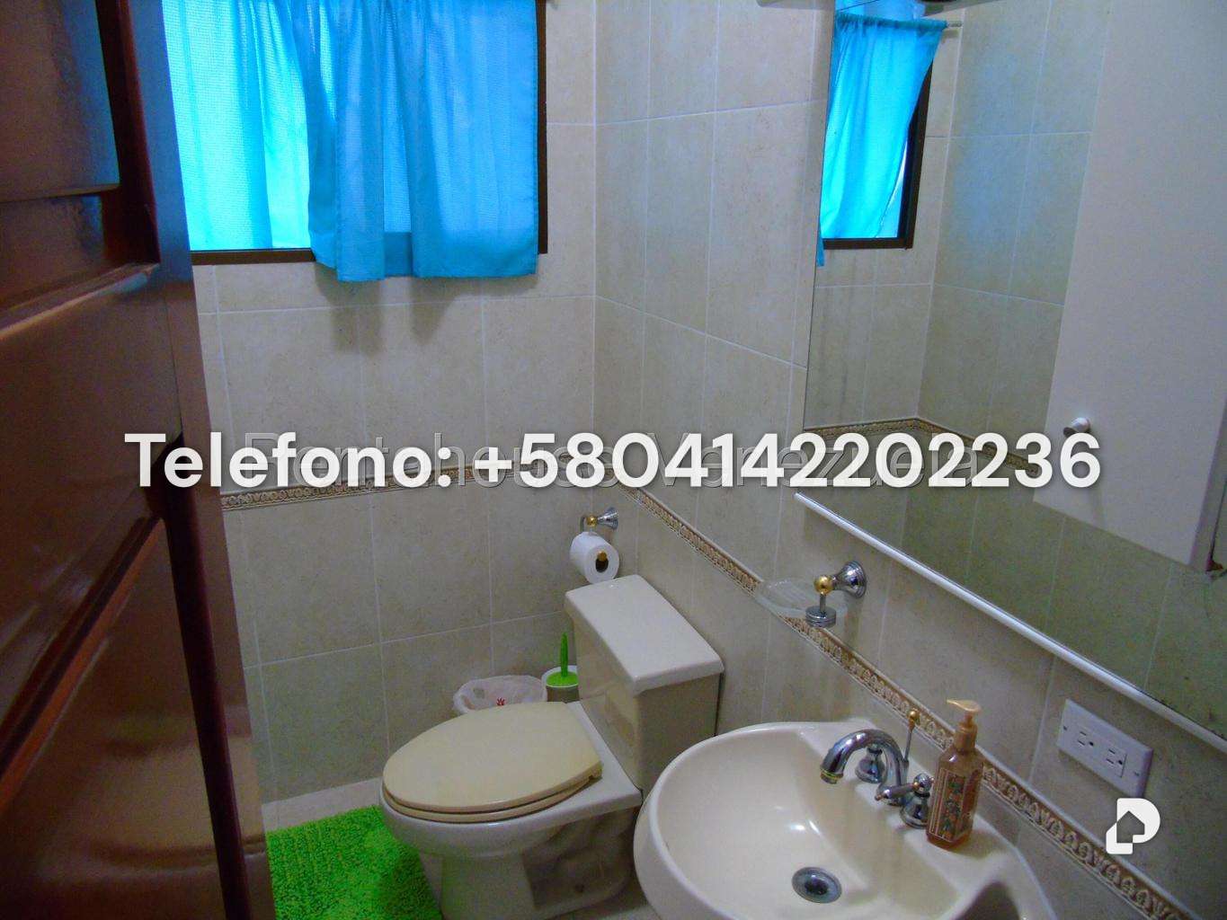 Casa en Altamira, Caracas – 22