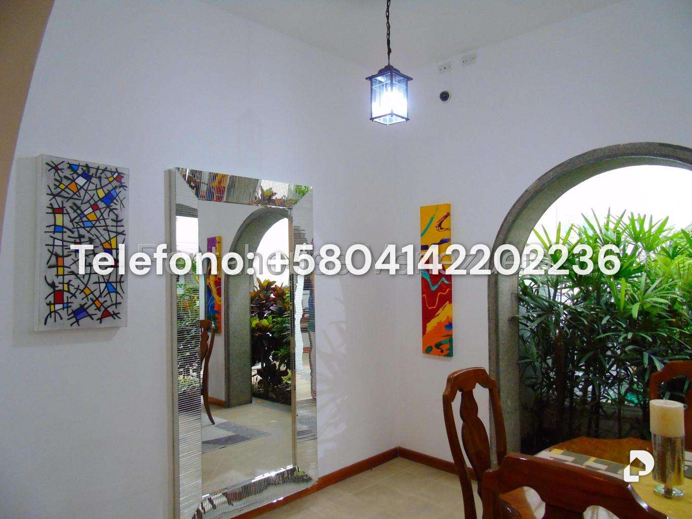 Casa en Altamira, Caracas – 10