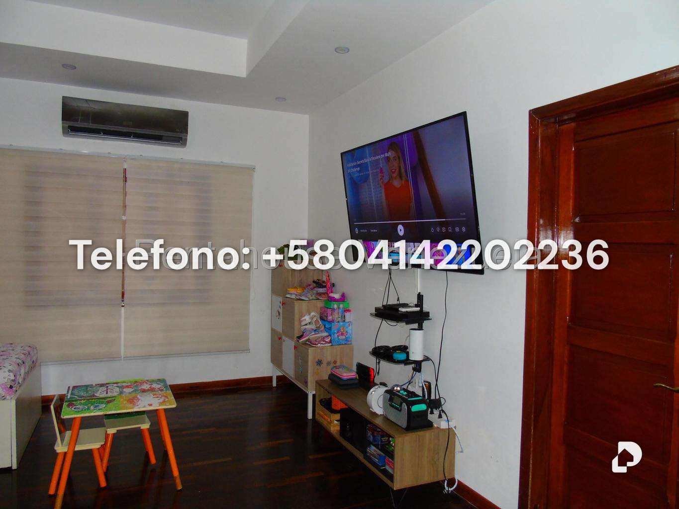 Casa en Altamira, Caracas – 28
