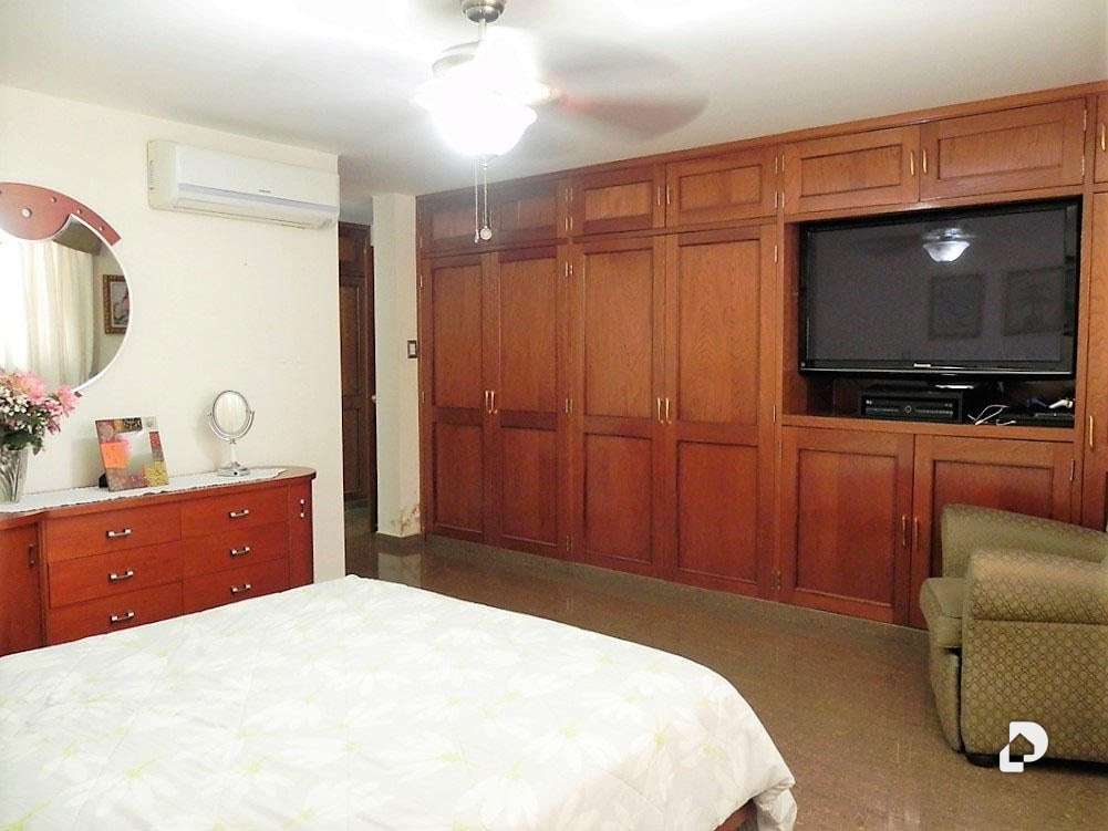 Casa en Prados Del Este, Caracas – 27