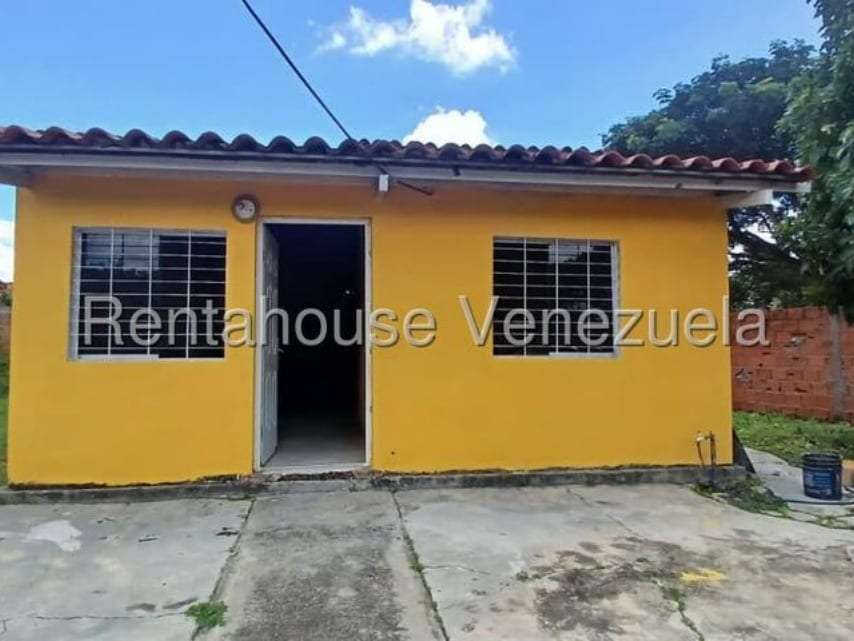 Casa en Flor Amarillo - 1