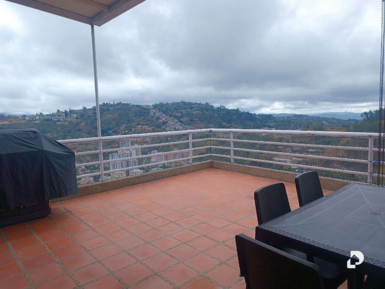 Apartamento en Oripoto, Caracas – 6