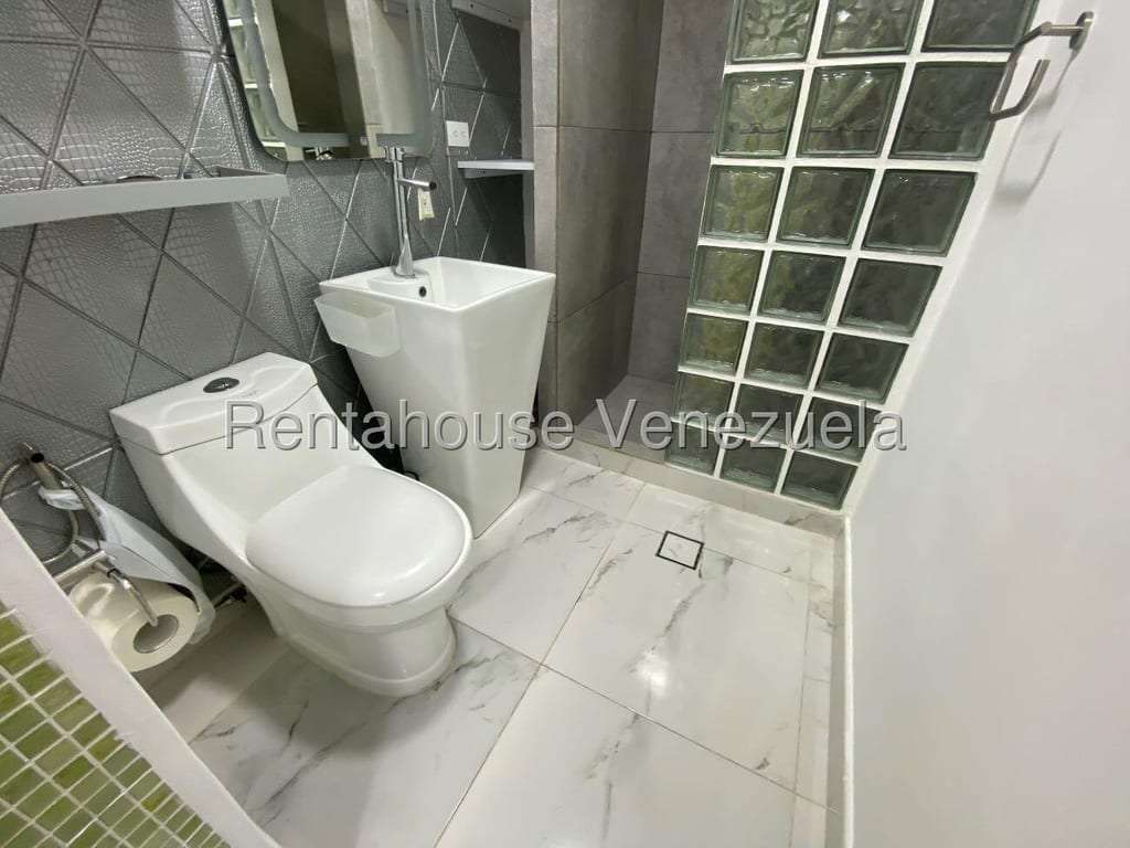 Apartamento en Santa Rosa de Lima, Caracas