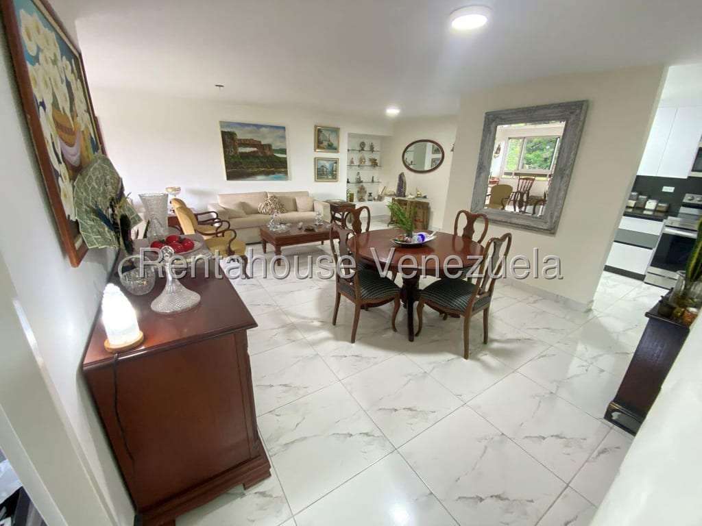 Apartamento en Santa Rosa de Lima, Caracas