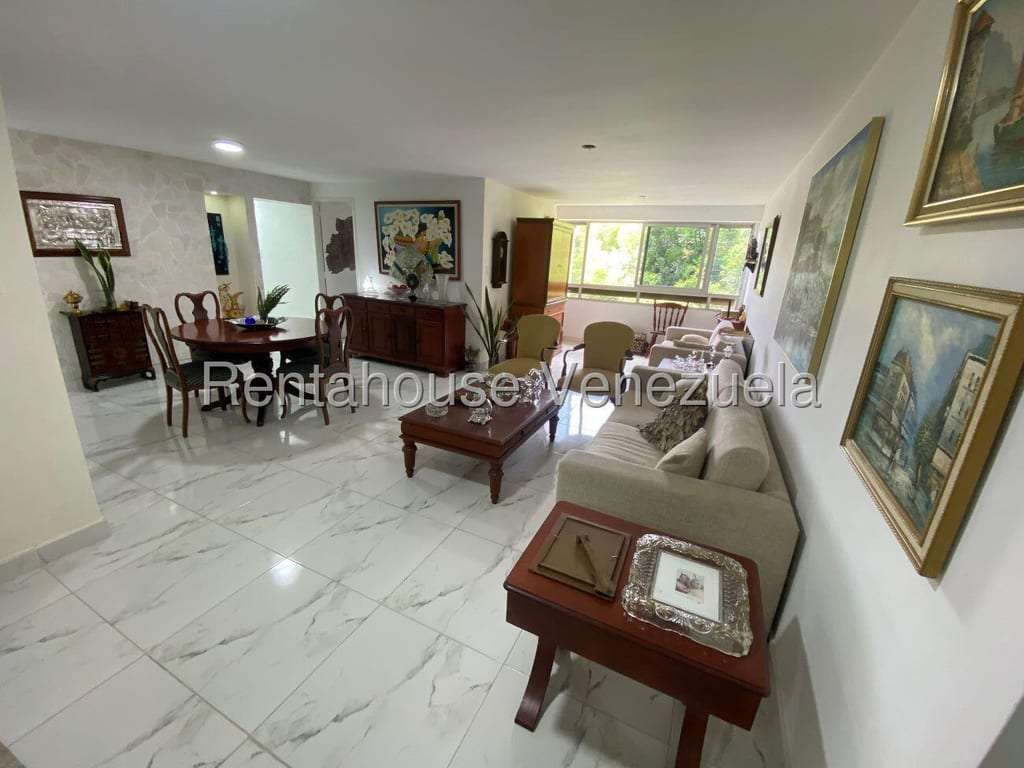 Apartamento en Santa Rosa de Lima, Caracas