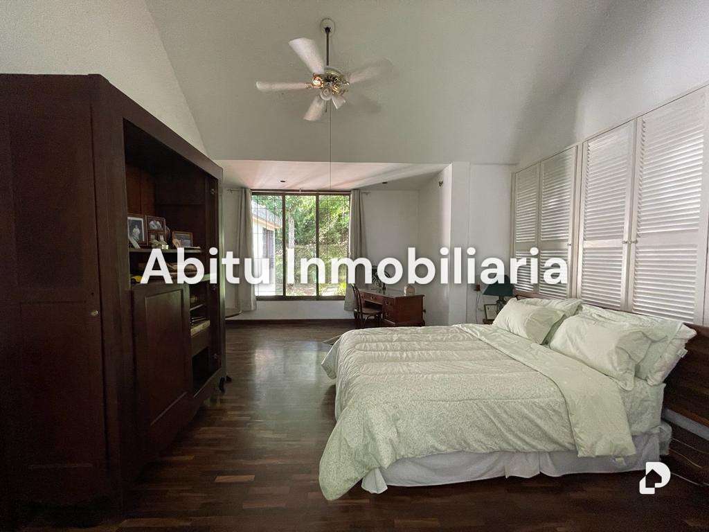 House in Los Chorros, Caracas – 13