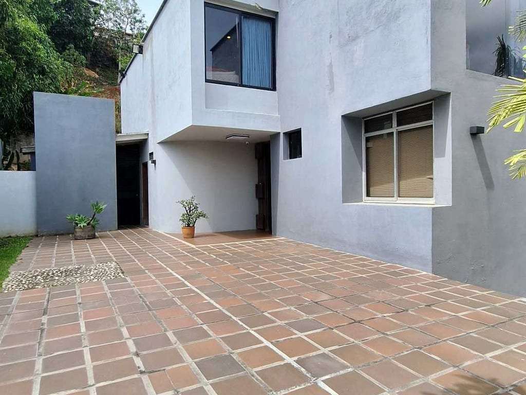 Casa en La Trinidad, Caracas