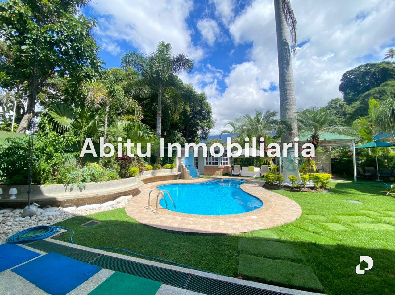Casa en Colinas de Santa Mónica, Caracas – 2