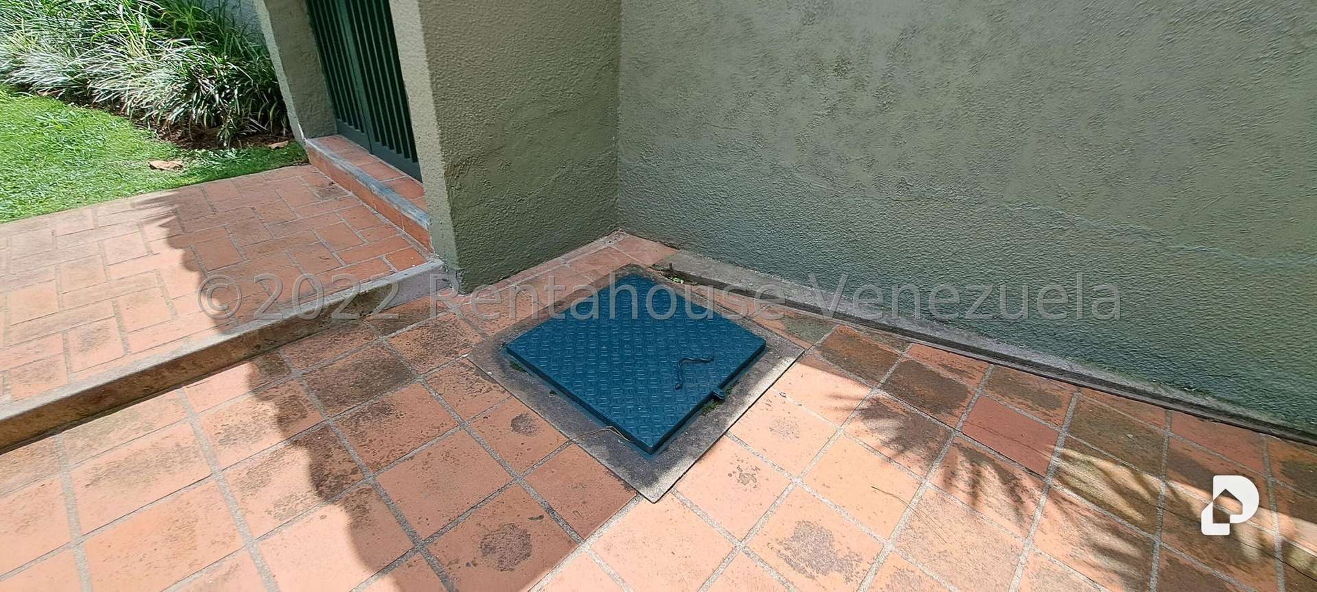House in Alto Hatillo, Caracas – 32