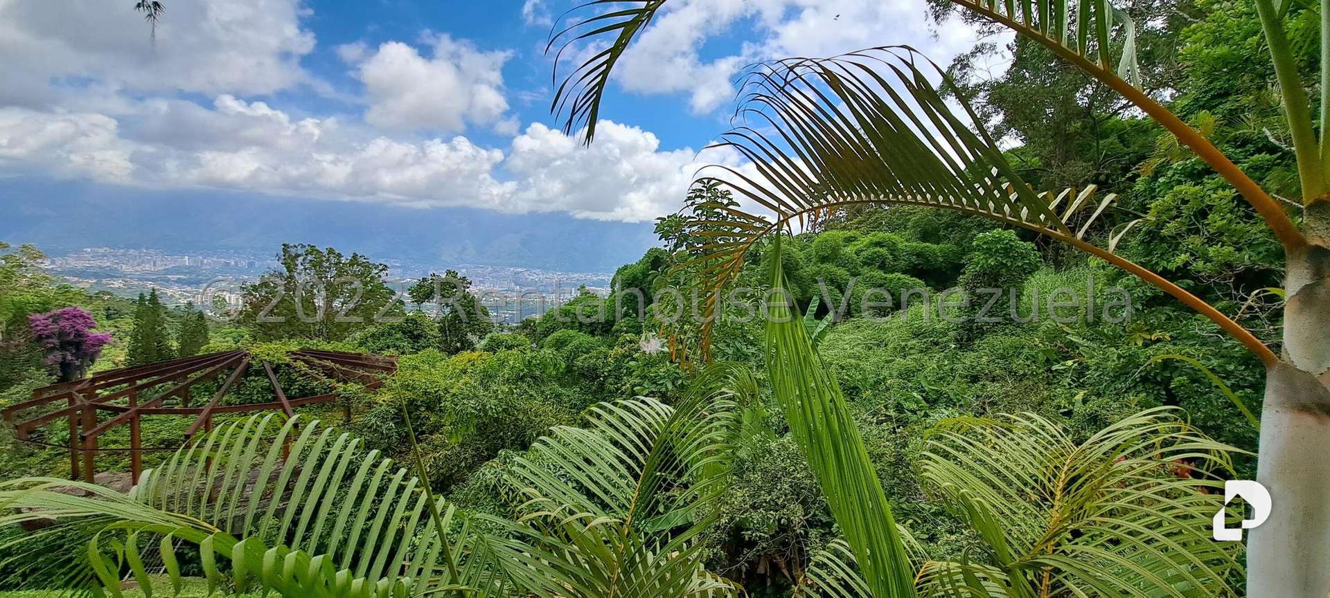 House in Alto Hatillo, Caracas – 25