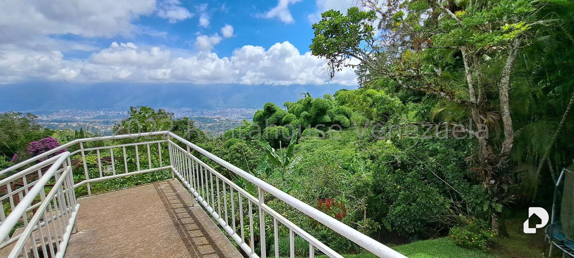 House in Alto Hatillo, Caracas – 18