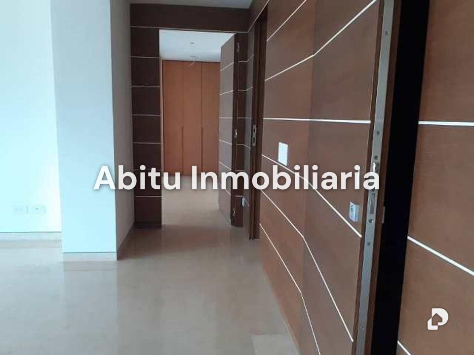 Apartamento en Lomas de Las Mercedes, Caracas – 2