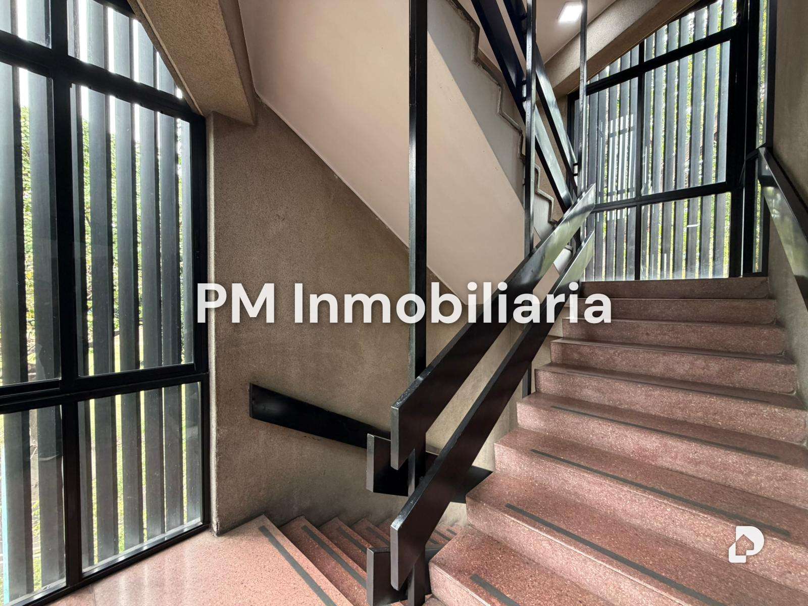 Building in Chacaito, Caracas – 4