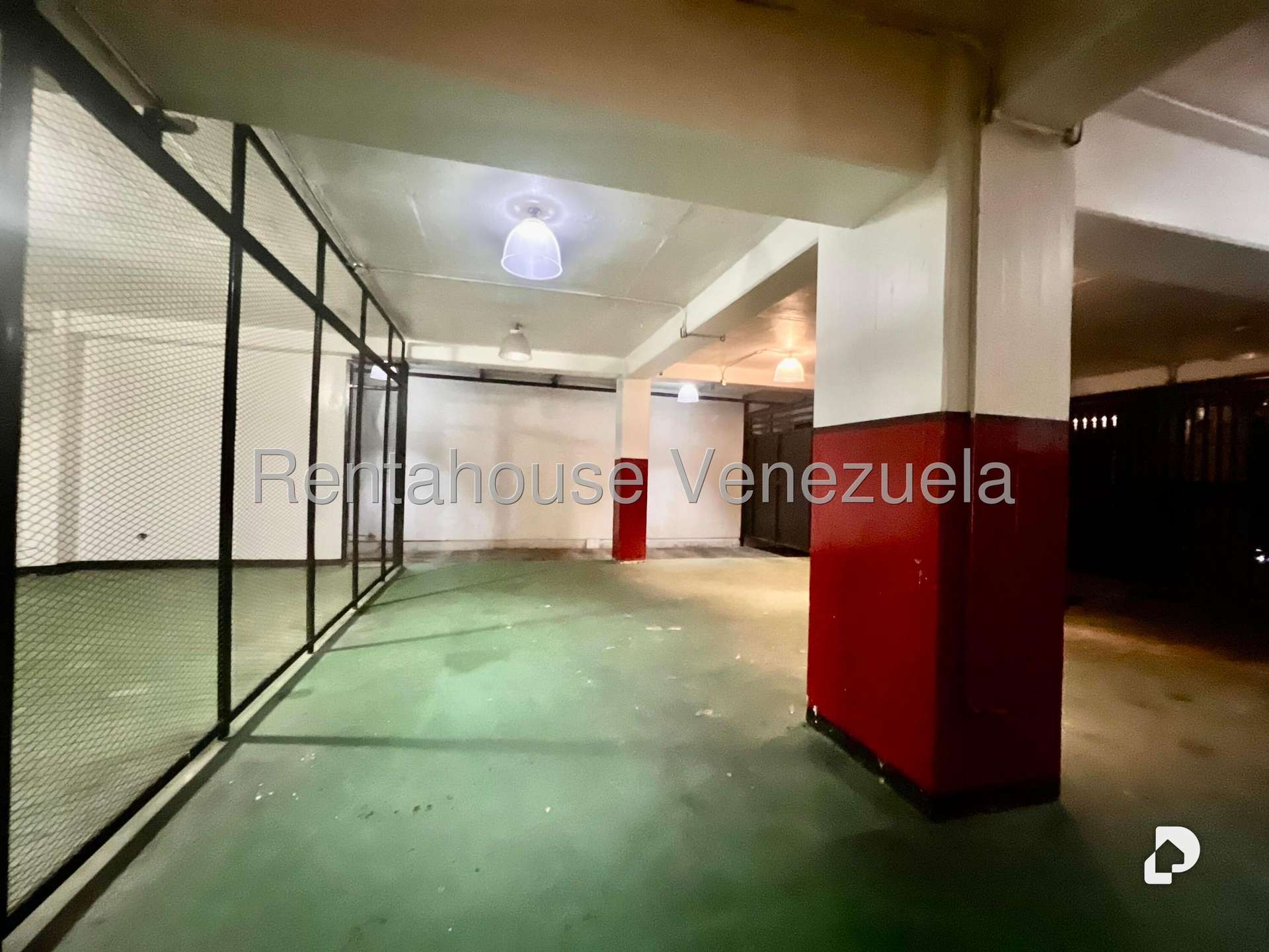 Building in La Urbina, Caracas – 11