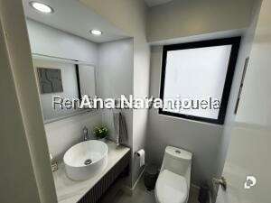 Apartamento en Las Mercedes, Caracas – 4