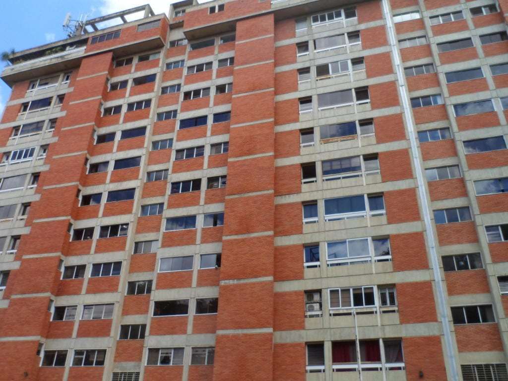 Apartamento en Las Mesetas de Santa Rosa de Lima, Caracas - 1
