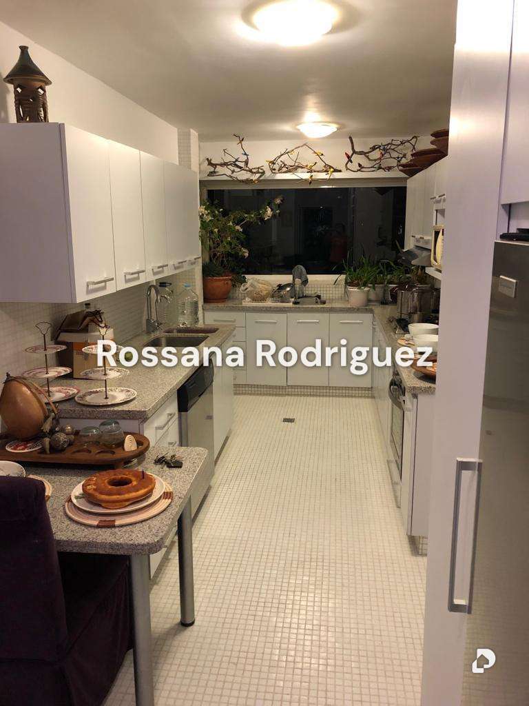 Apartamento en Las Mesetas de Santa Rosa de Lima, Caracas – 24