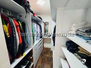 Apartamento en Los Palos Grandes, Caracas – 8