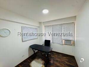 Apartamento en Los Palos Grandes, Caracas – 6