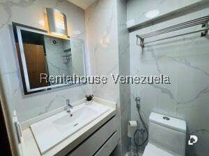 Apartamento en Los Palos Grandes, Caracas – 4