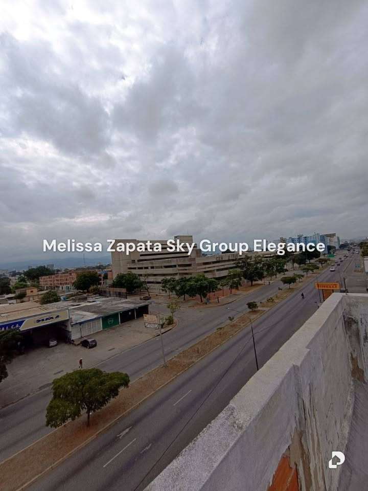 Edificio en Av. Libertador, Barquisimeto – 24