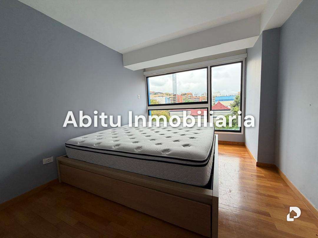 Apartamento en Campo Alegre, Caracas – 9