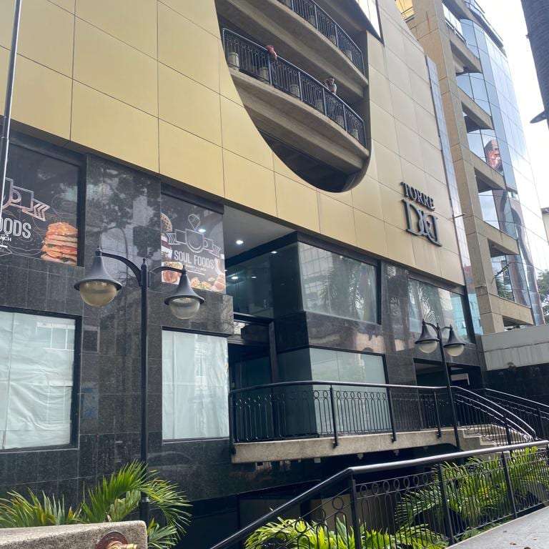 Commercial space in Las Mercedes, Caracas - 1