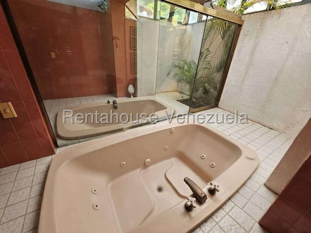 Casa en Alto Prado, Caracas