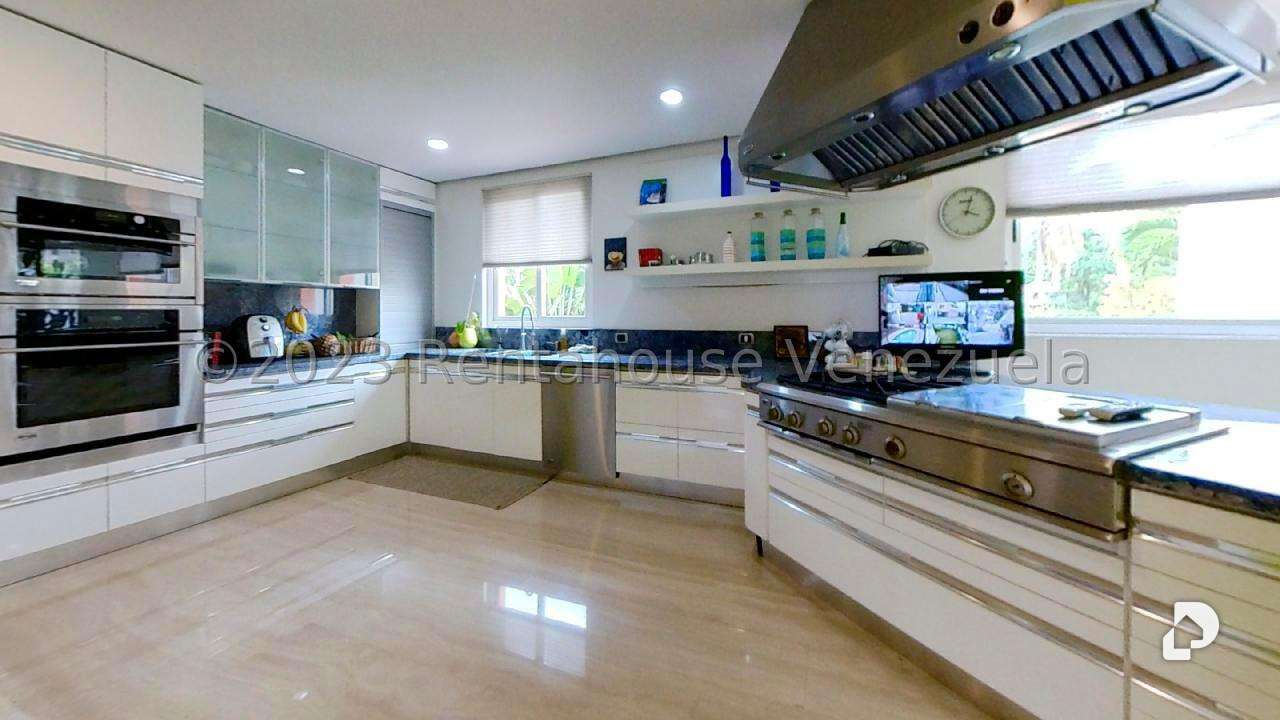 Casa en Valle Arriba, Caracas – 8