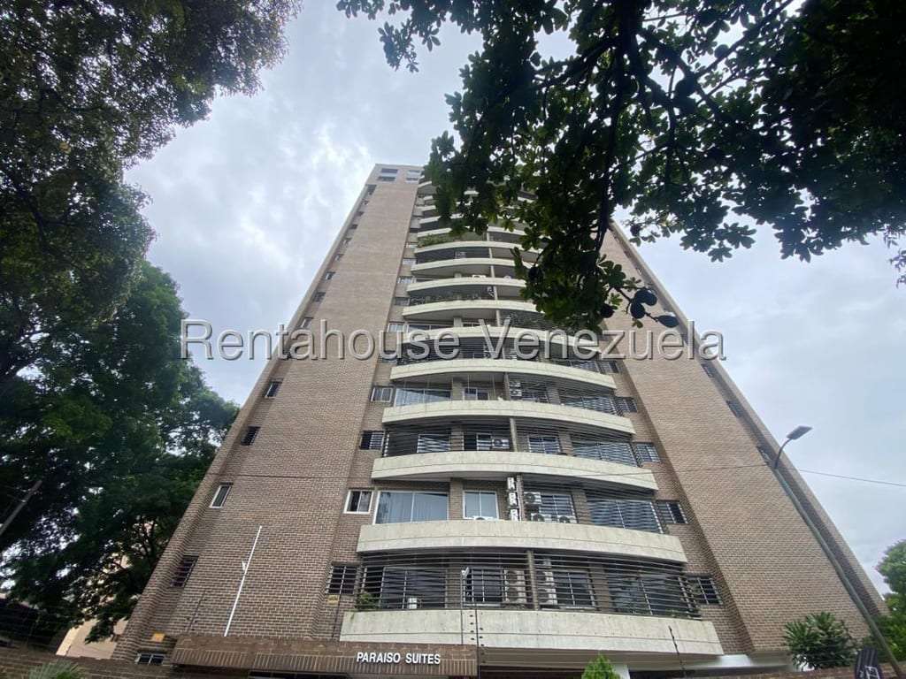 Apartment in El Paraíso, Caracas - 1