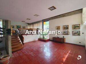 Casa en Prados del Este, Caracas – 12