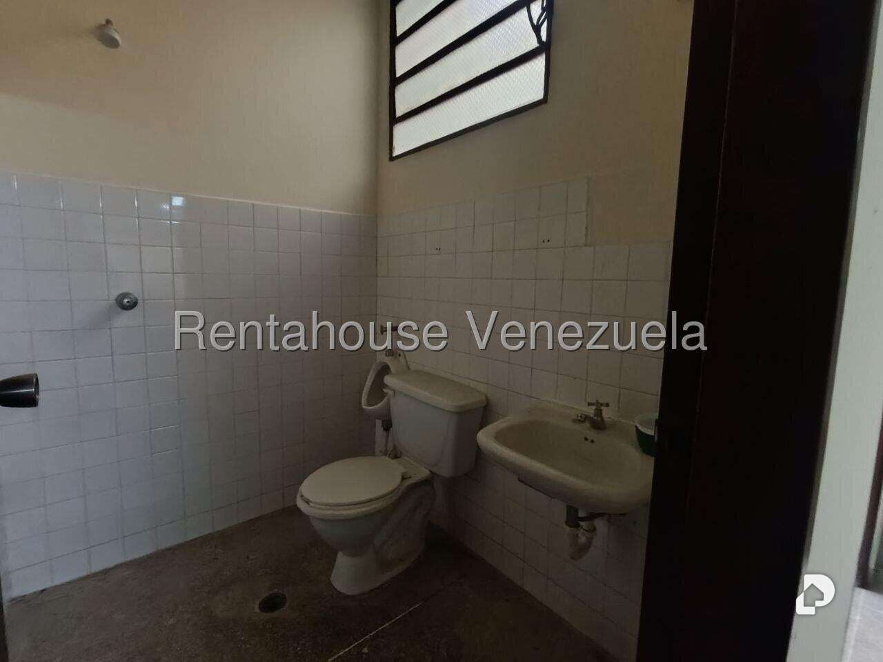 Local comercial en Catia, Caracas – 11