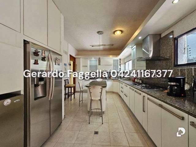 Casa en La Trinidad, Caracas – 29