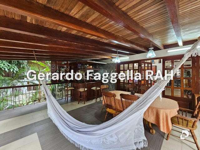 Casa en La Trinidad, Caracas – 17