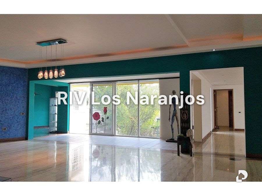Casa en La Lagunita, Caracas – 12
