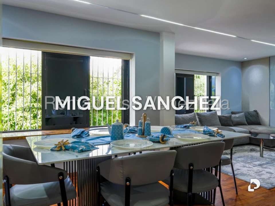 Casa en Alto Prado, Caracas – 6