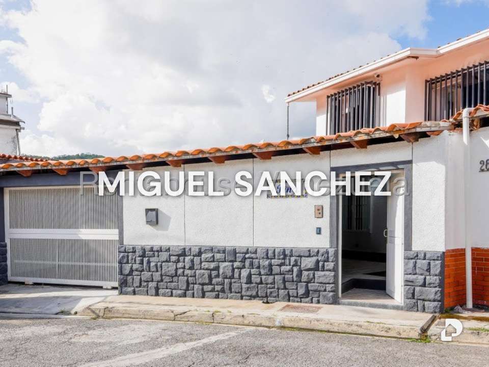 Casa en Alto Prado, Caracas – 1