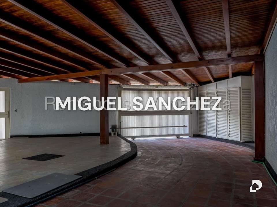 Casa en Alto Prado, Caracas – 5