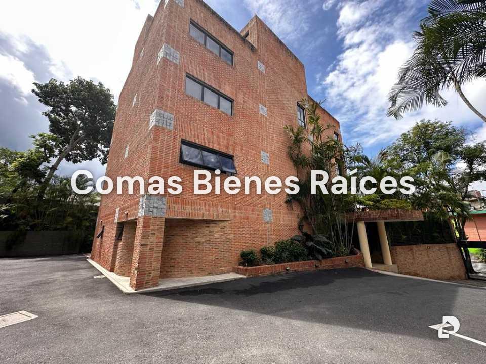 Casa en El Bosque, Caracas – 1