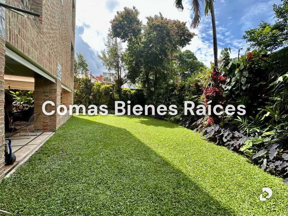 Casa en El Bosque, Caracas – 3