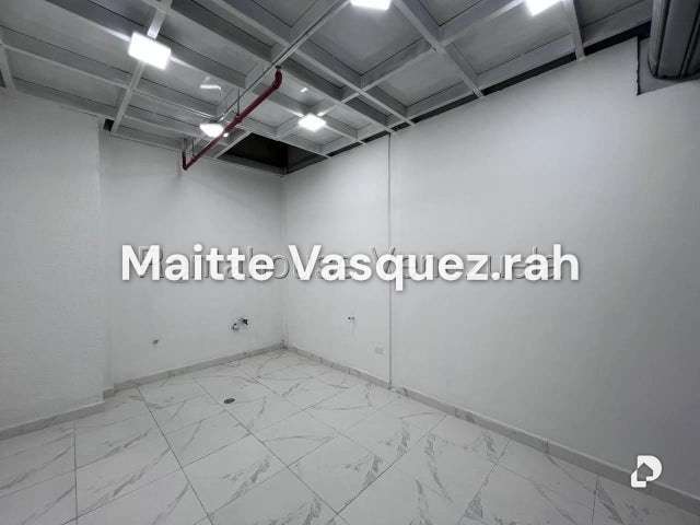 Local comercial en Centro C..C.Gran Bazar, Maracay – 2