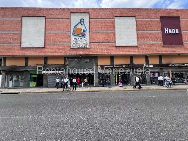 Local comercial en Maracay - 1