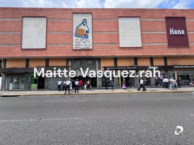 Local comercial en Centro C..C.Gran Bazar, Maracay – 1