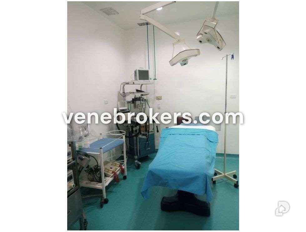 Local comercial en Los Campitos, Caracas – 18