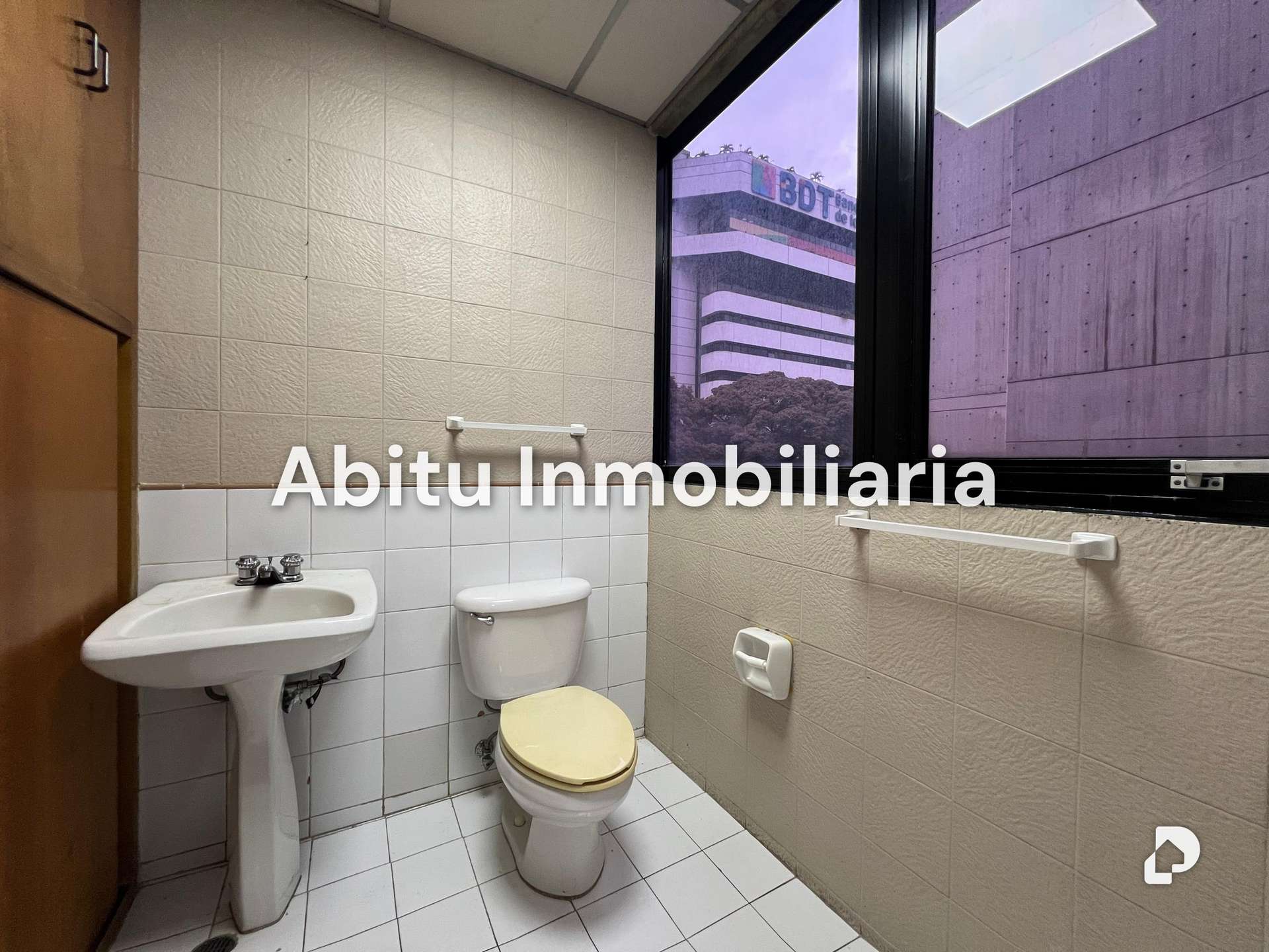 Oficina en El Rosal, Caracas – 7