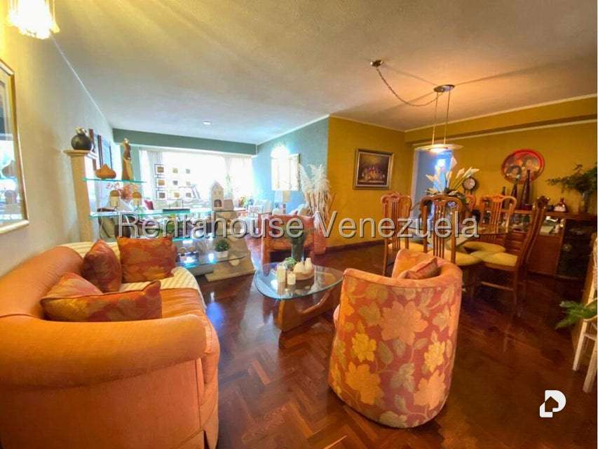 Apartamento en El Cigarral, Caracas – 3