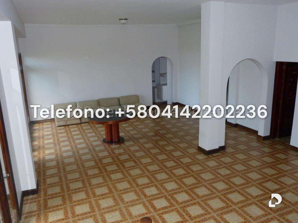 Casa en La Lagunita Country Club, Caracas – 26