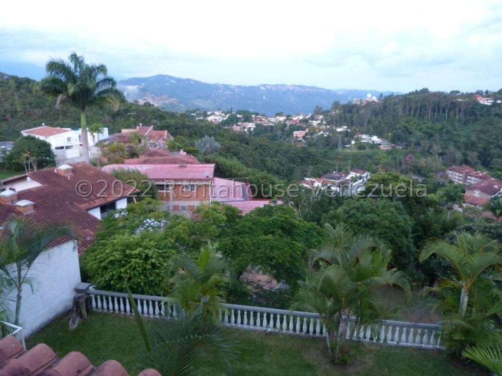 Casa en La Lagunita Country Club, Caracas