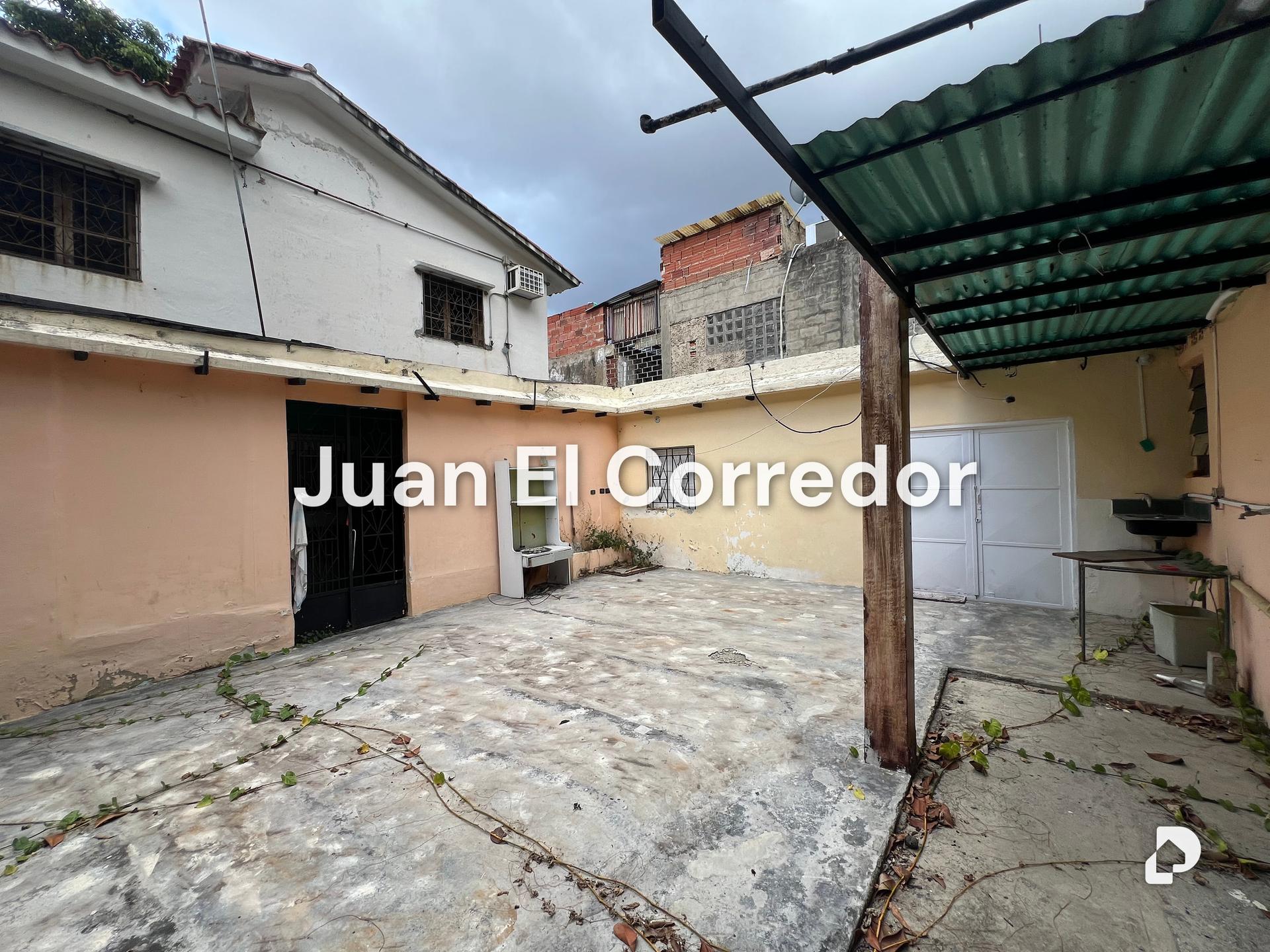 Casa en Los Palos Grandes, Caracas – 3
